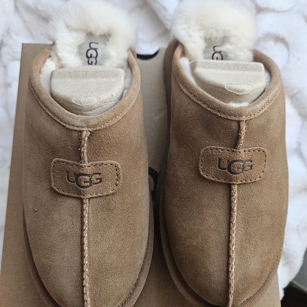 UGG Women's Slippers - Chestnut